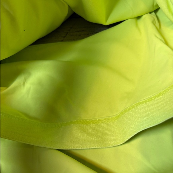 Old Navy Women’s PowerSoft Cropped Shelf-Bra Sports Bra Tank Top Size 4X (Plus) - Picture 14 of 15